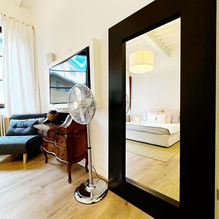 Boutique Room - Centro Storico 20 Min Da Firenze 엠폴리 외부 사진