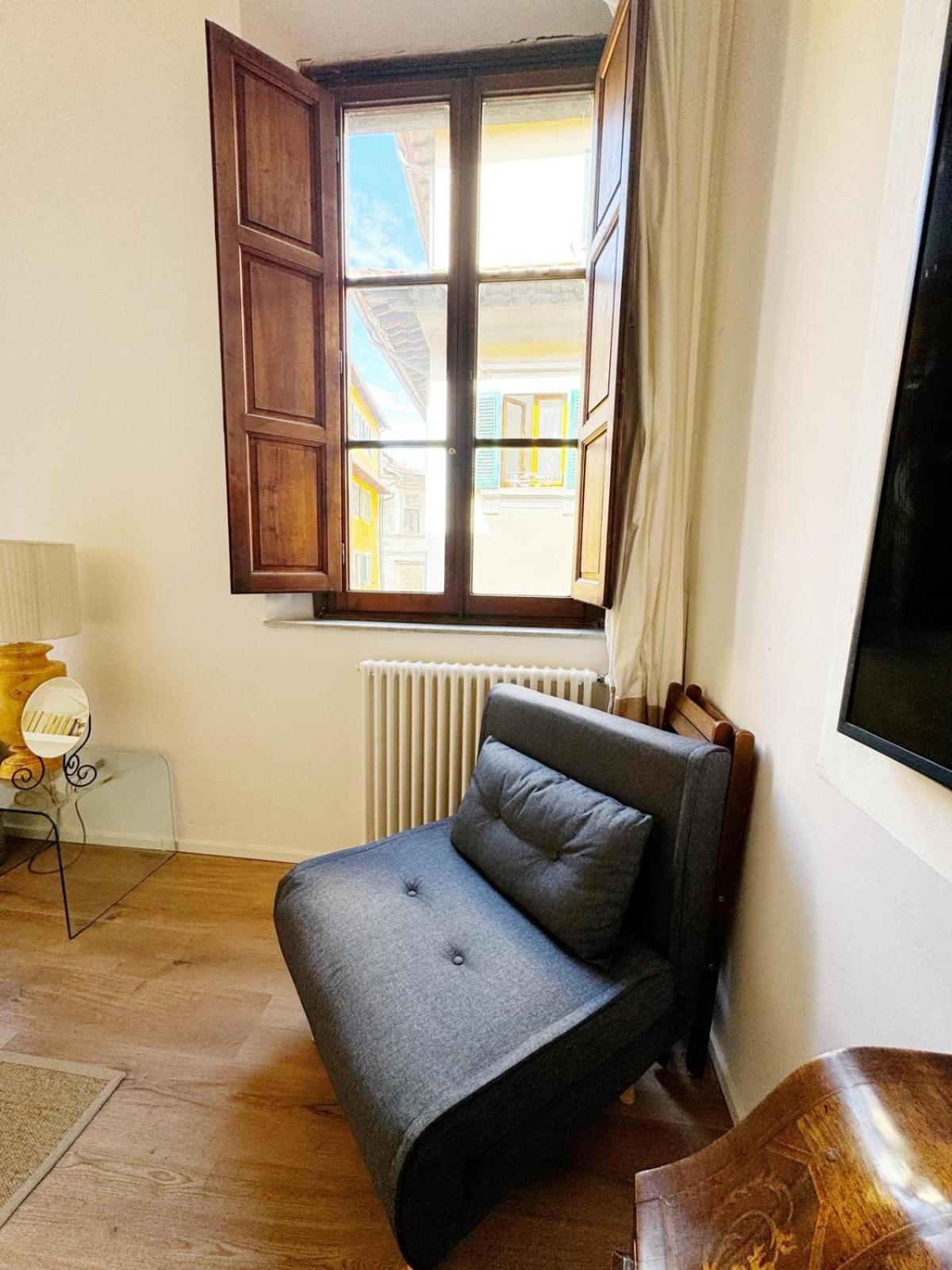 Boutique Room - Centro Storico 20 Min Da Firenze 엠폴리 외부 사진
