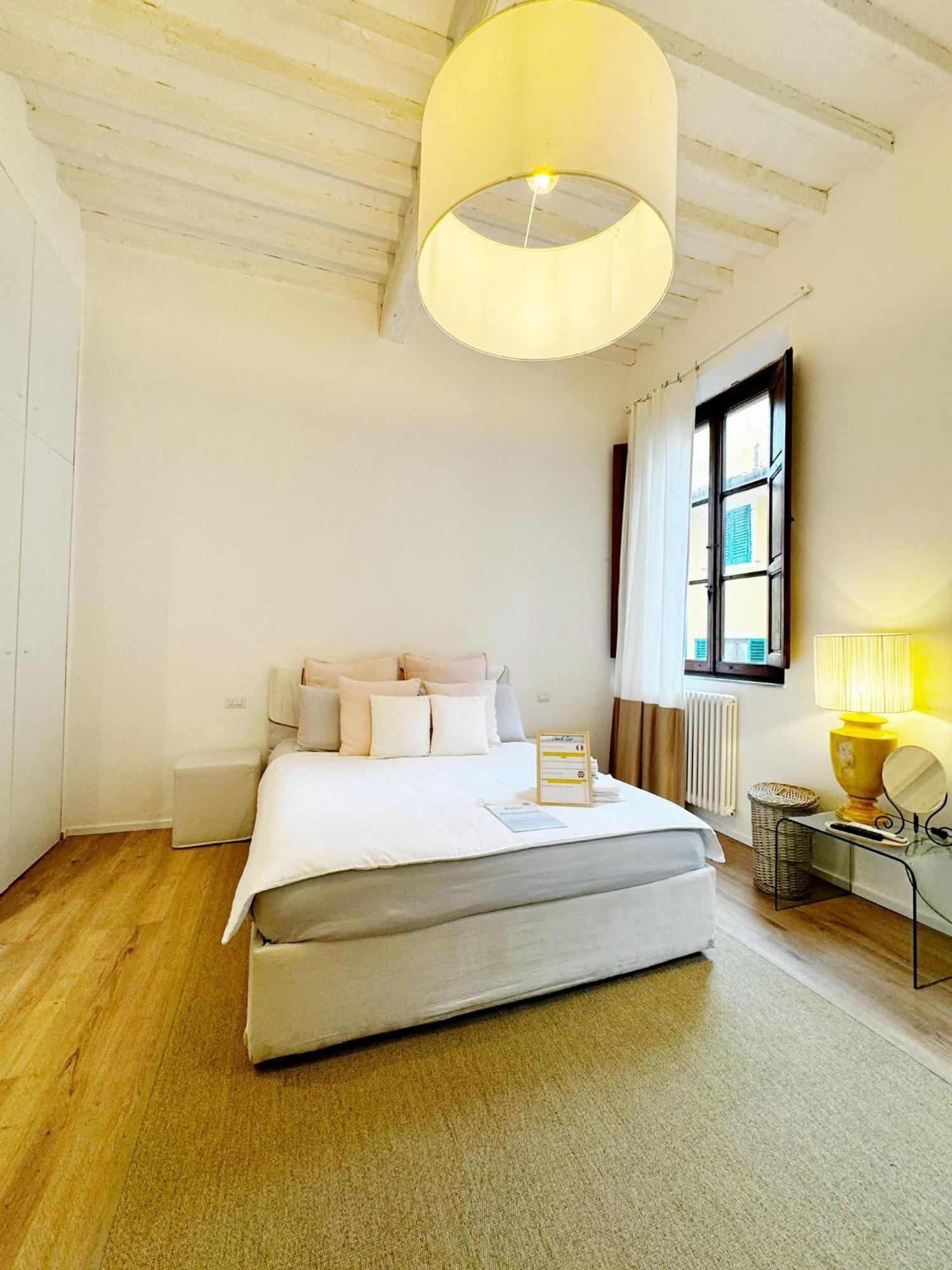 Boutique Room - Centro Storico 20 Min Da Firenze 엠폴리 외부 사진