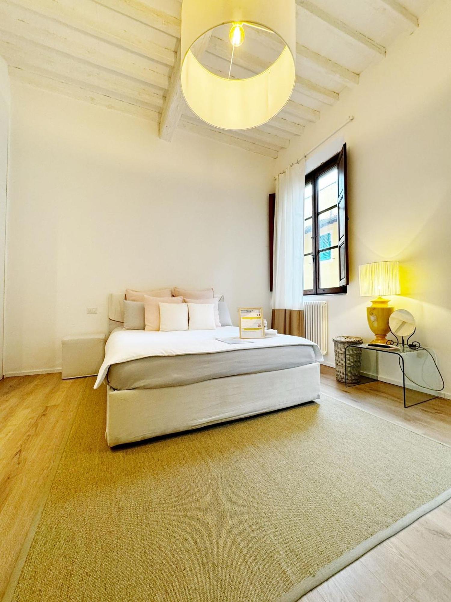 Boutique Room - Centro Storico 20 Min Da Firenze 엠폴리 외부 사진